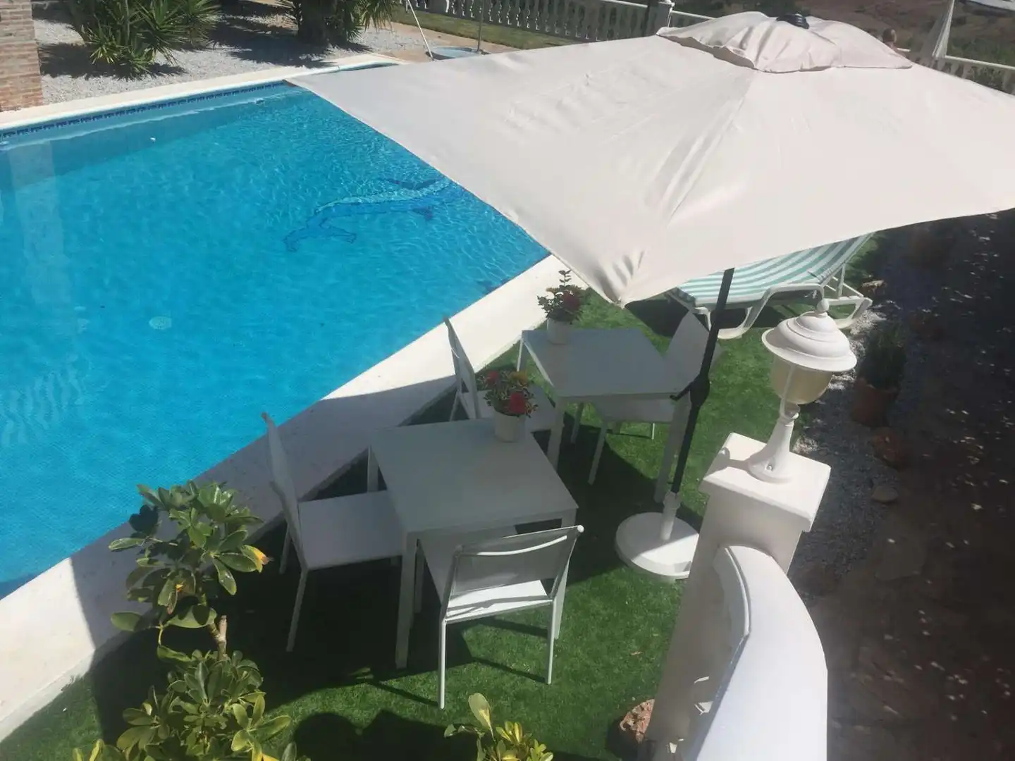 Chalet con piscina en venta en Urbanización Santa Rosa, imagen 3