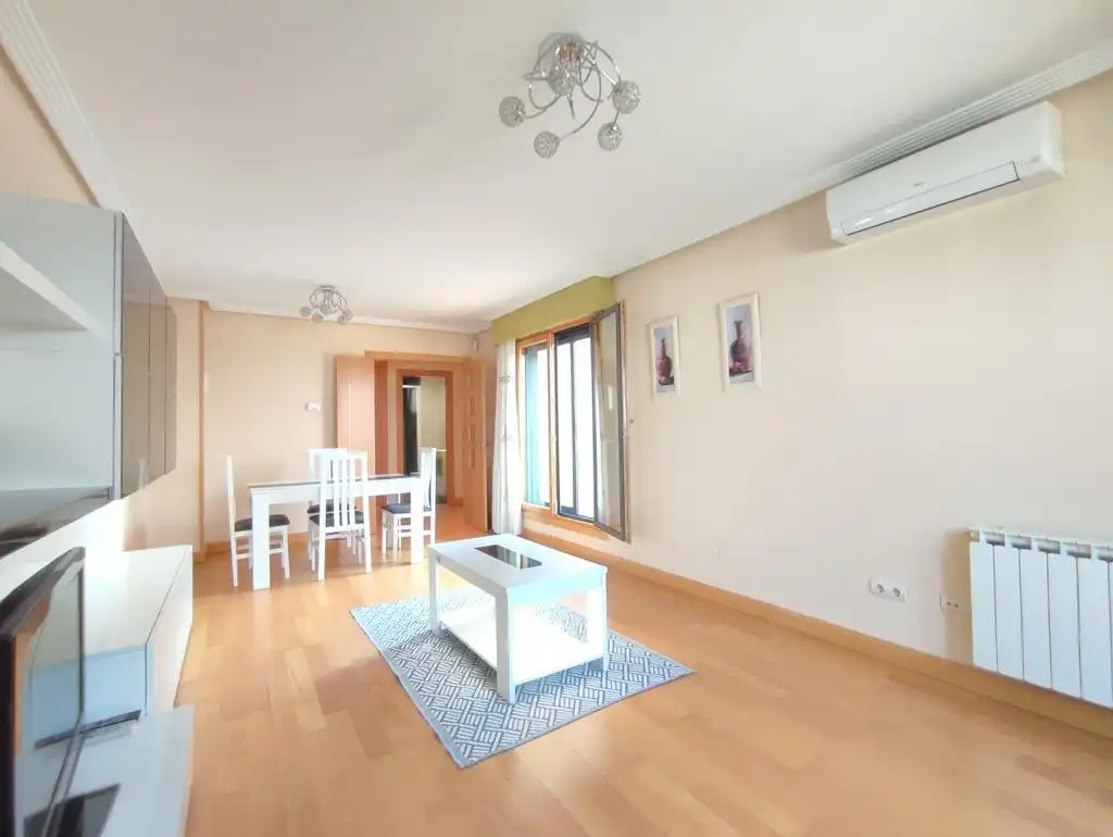 Ático con piscina en venta en Calle KILIMANJARO, imagen 13