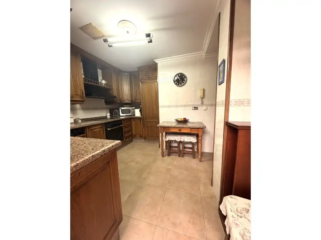 Küche von Haus oder Chalet zum Verkauf in Algeciras mit Ofen und Waschmaschine