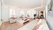 Living room of Flat for sale in  Barcelona Capital  with Furnished