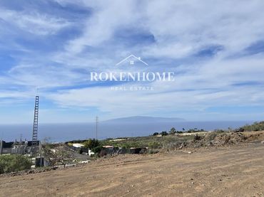 Terreny rústic en venda a MONTE ROQUE