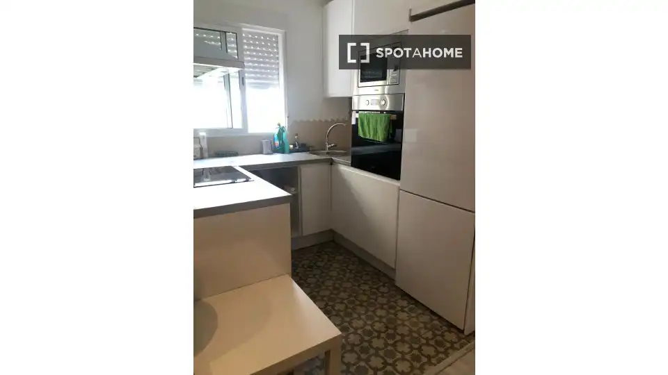Küche von Wohnung zur Miete in Barcelona mit Klimaanlage, Heizung und Möbliert