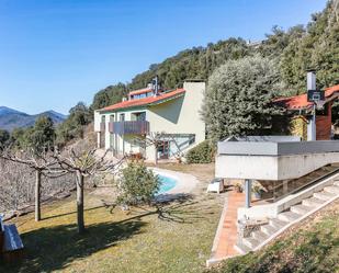 Jardí de Finca rústica en venda en Olot amb Jardí privat, Terrassa i Moblat