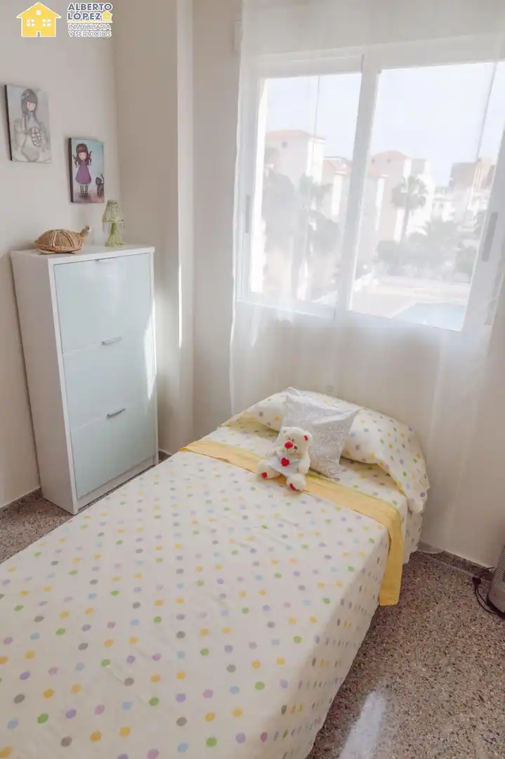 Piso con terraza en alquiler en Los Arenales del Sol, imagen 17