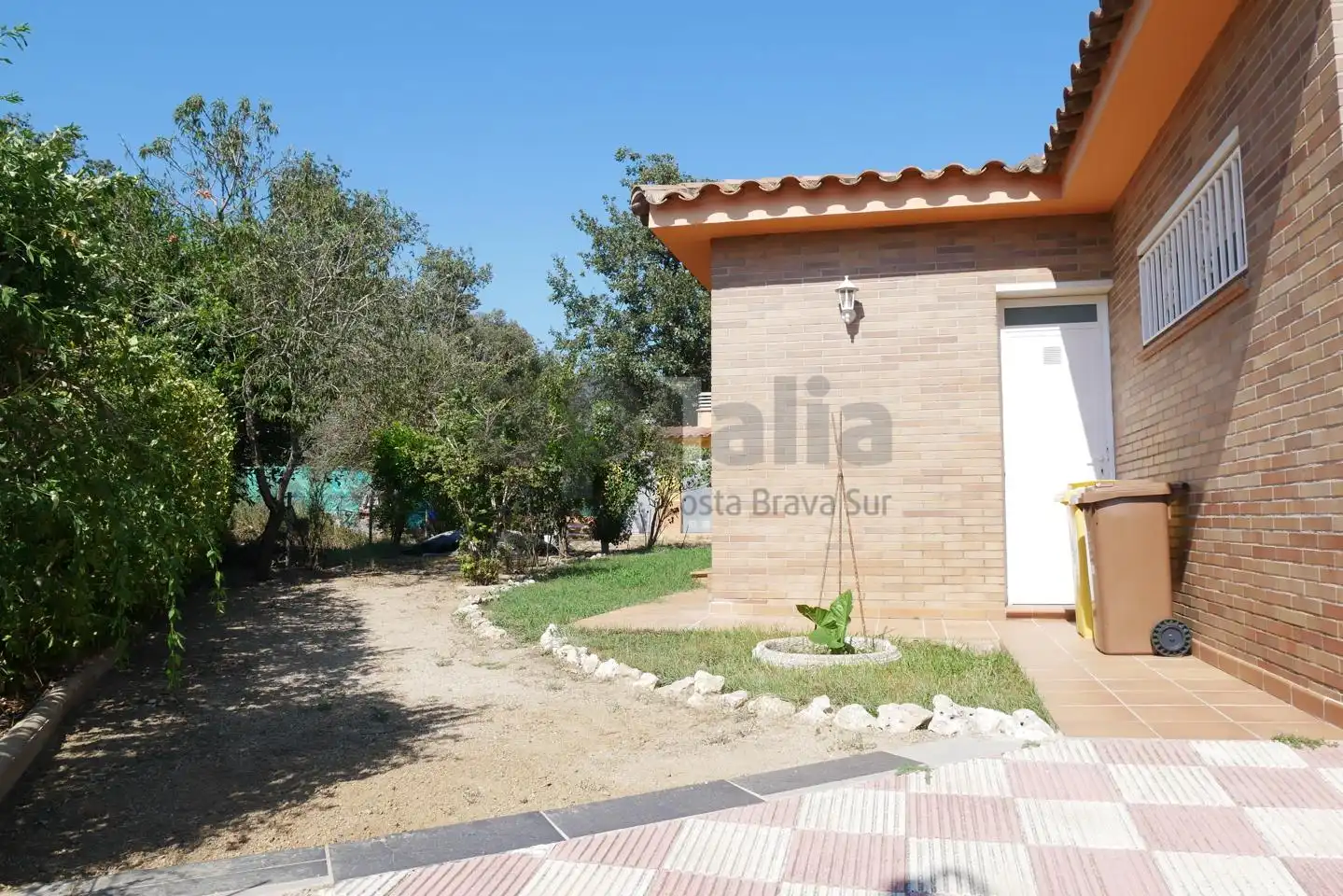 Casa con piscina en venta en Sils, imagen 3