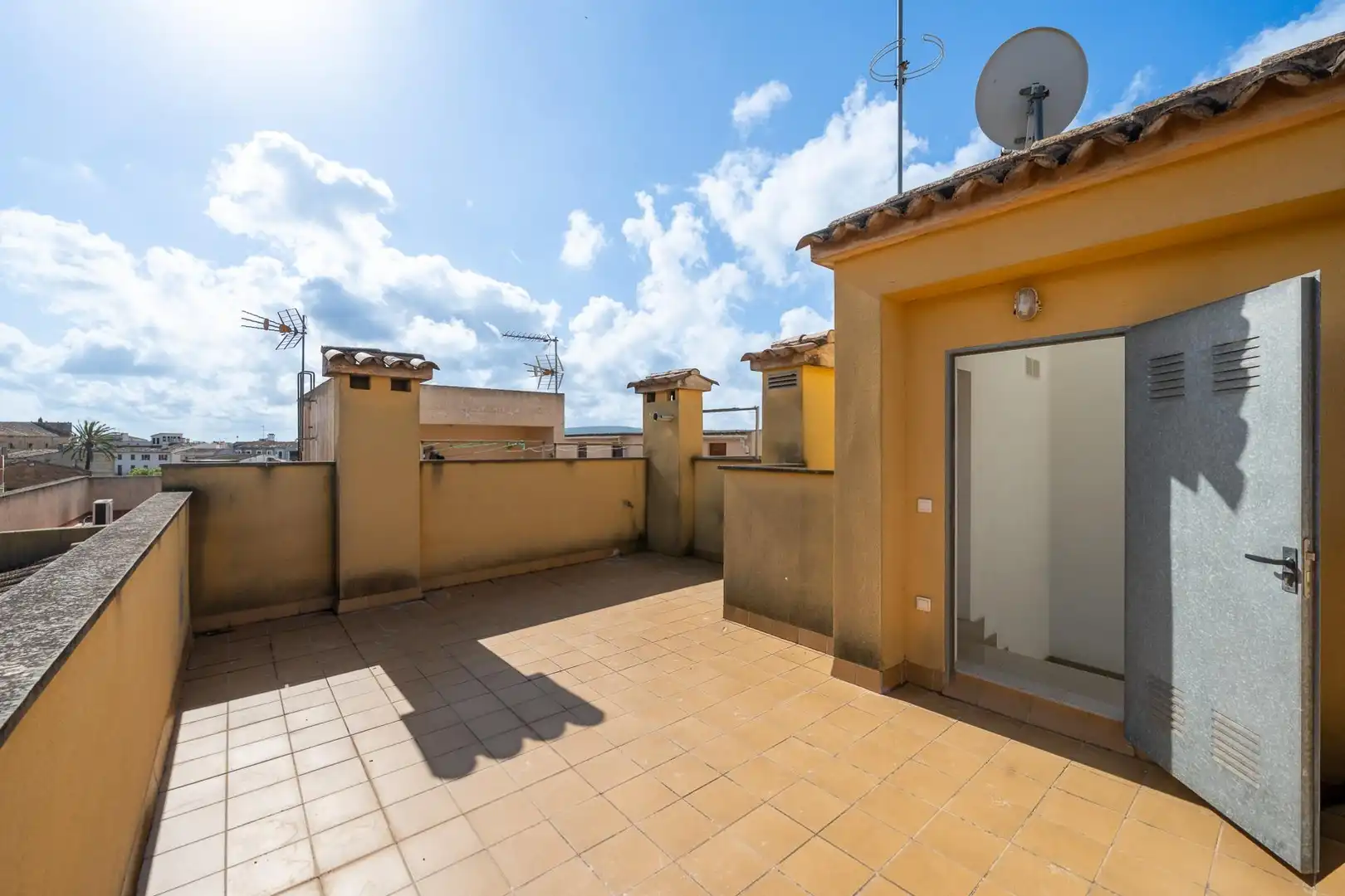 Terraza de Piso en venta en Santa María del Camí con Aire acondicionado, Terraza y Balcón