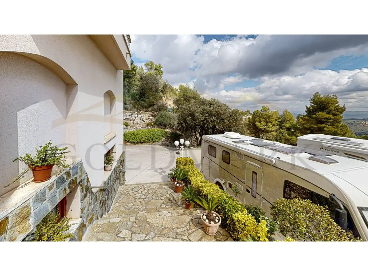 Vista exterior de Casa o xalet en venda en Corbera de Llobregat amb Aire condicionat, Calefacció i Jardí privat