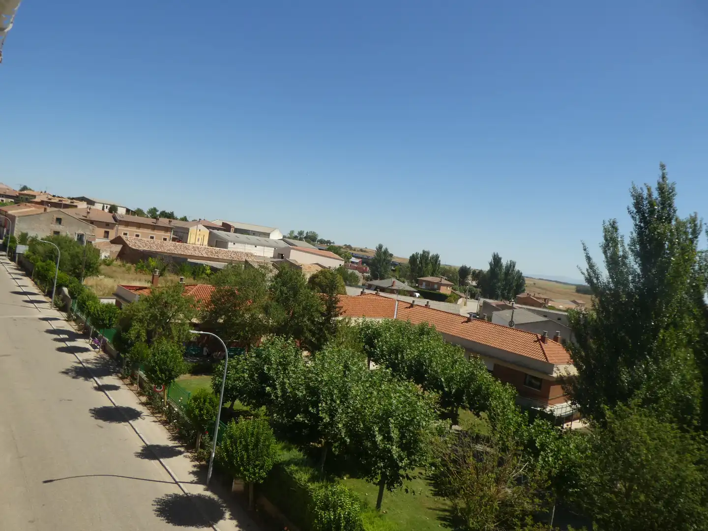 Außenansicht von Wohnung zum Verkauf in Santa María del Campo mit Heizung