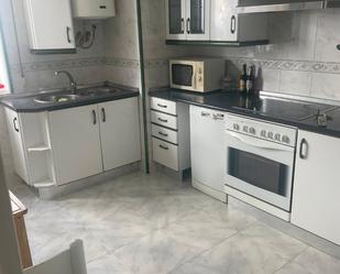 Kitchen of Flat to rent in Ferrol  with Furnished, Oven and Washing machine