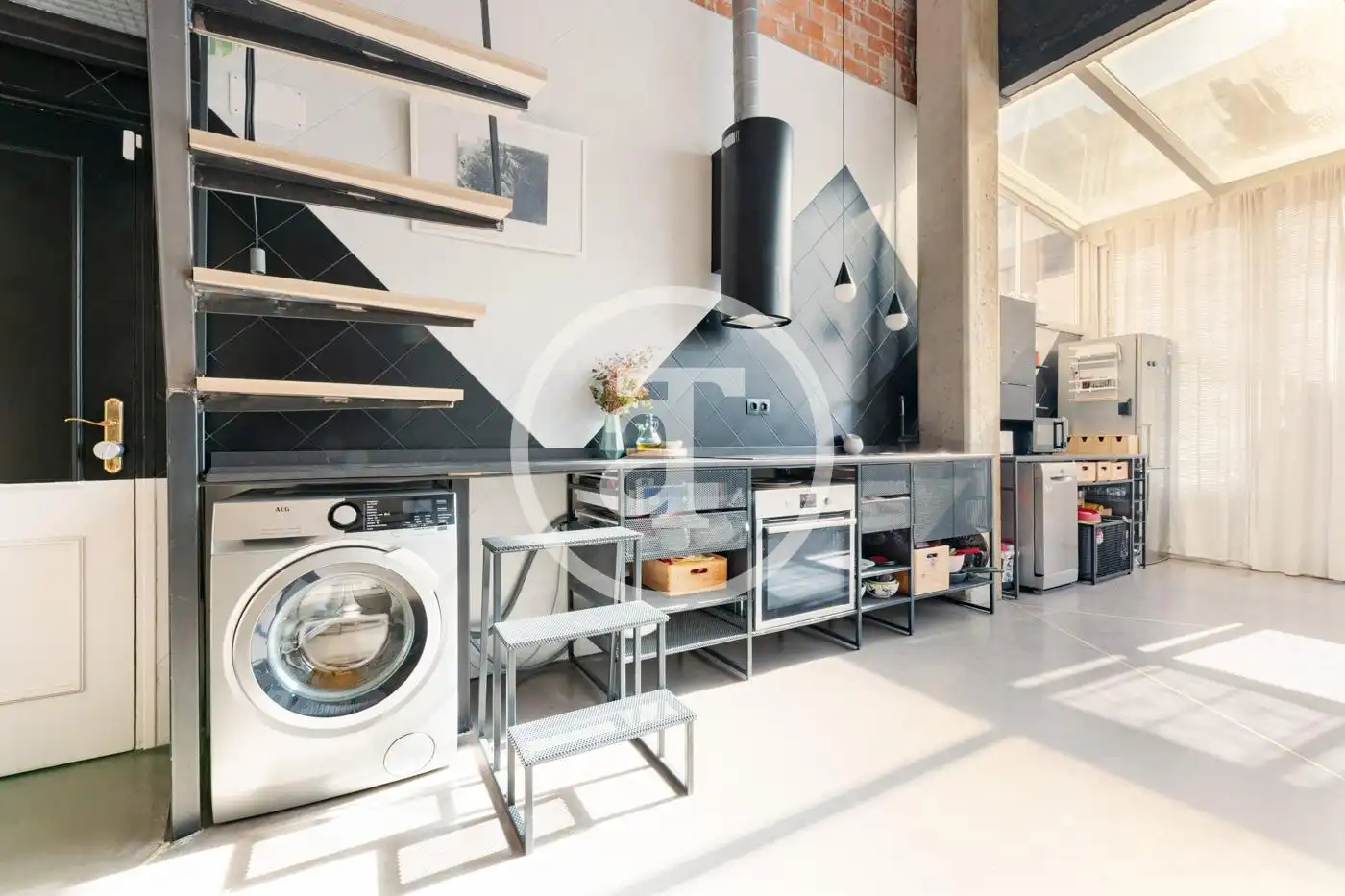 Cocina de Dúplex de alquiler en Madrid con Calefacción, Amueblado y Horno