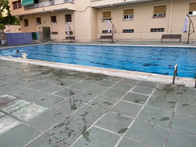 Piscina de Pis en venda en Can Farrerons