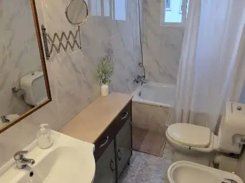 Bathroom of Flat for share in Sur