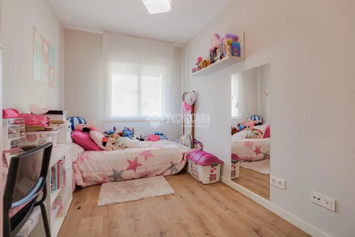 Bedroom of Flat for sale in Ripollet  with Air Conditioner, Heating and Terrace