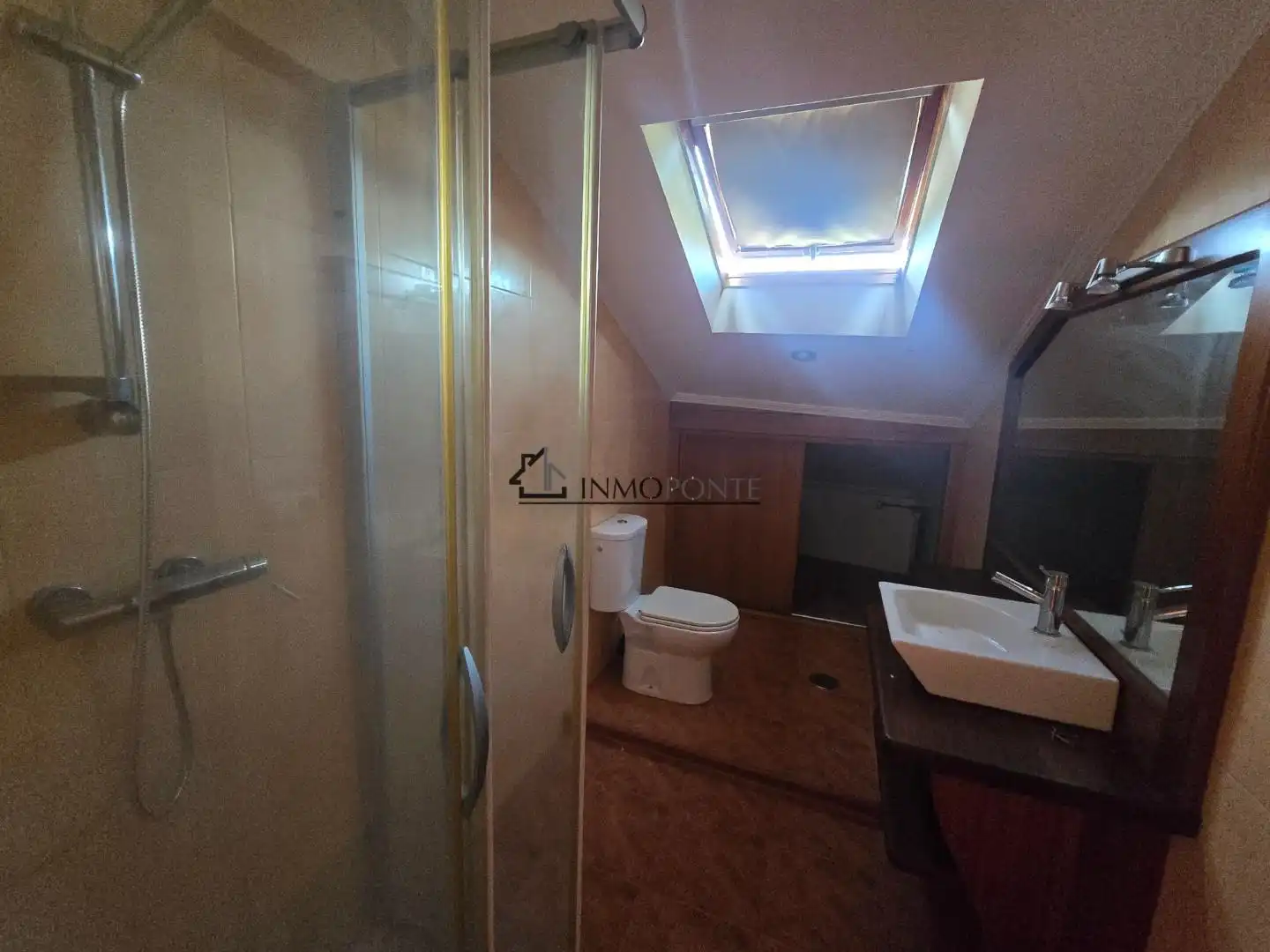 Bathroom of Flat for rent in Soutomaior  with Heating, Terrace and Balcony