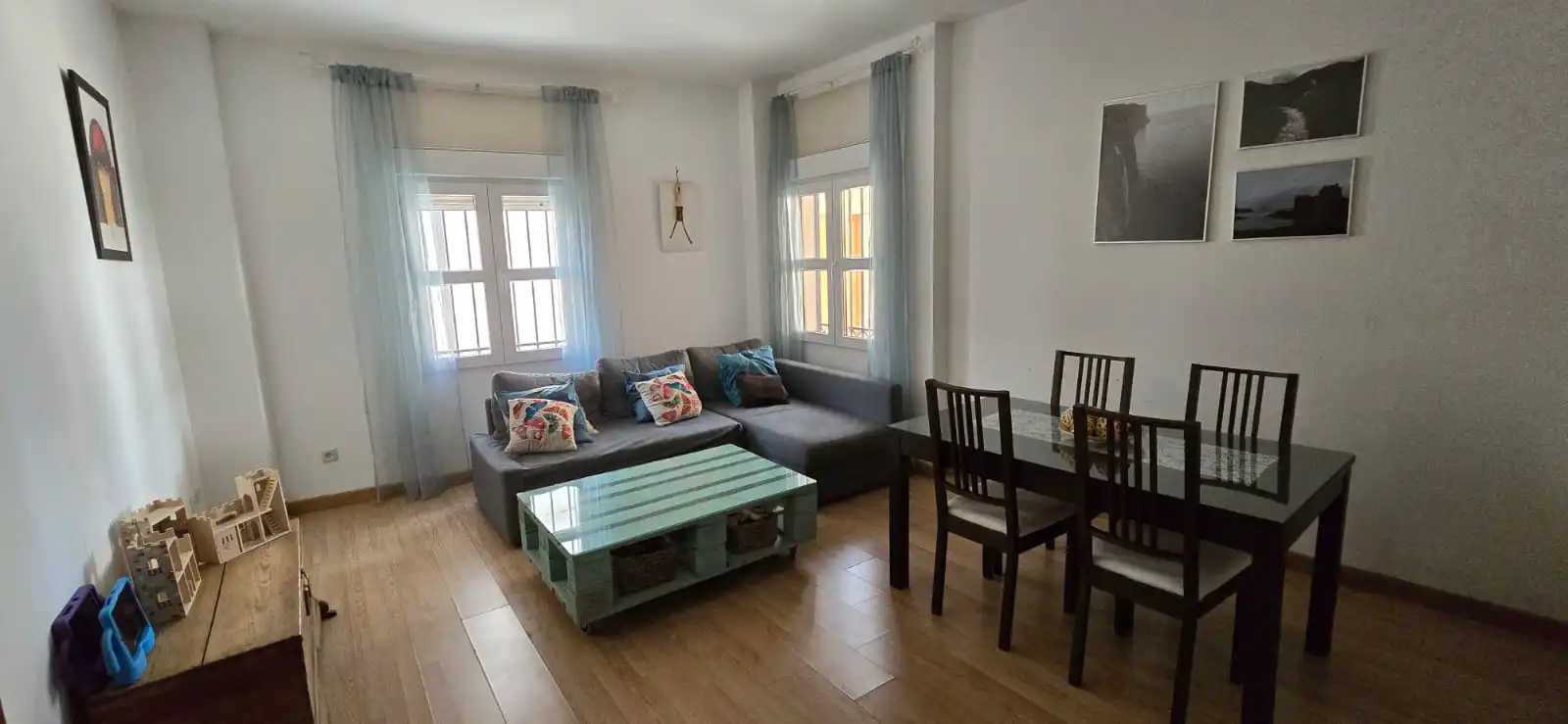 Sala d'estar de Pis en venda en Úbeda amb Aire condicionat, Calefacció i Moblat