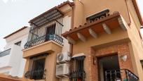 Exterior view of House or chalet for sale in Vélez-Málaga  with Air Conditioner, Terrace and Swimming Pool