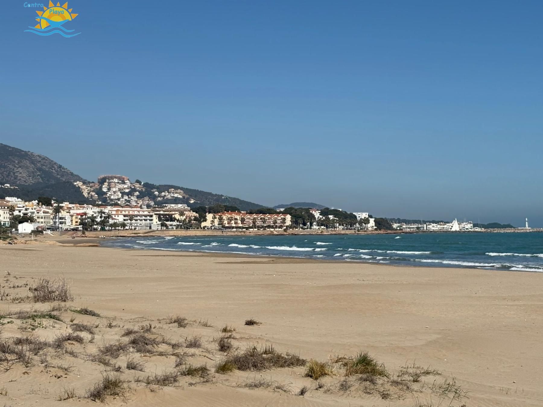 Vista exterior de Casa o xalet en venda en Alcalà de Xivert amb Terrassa