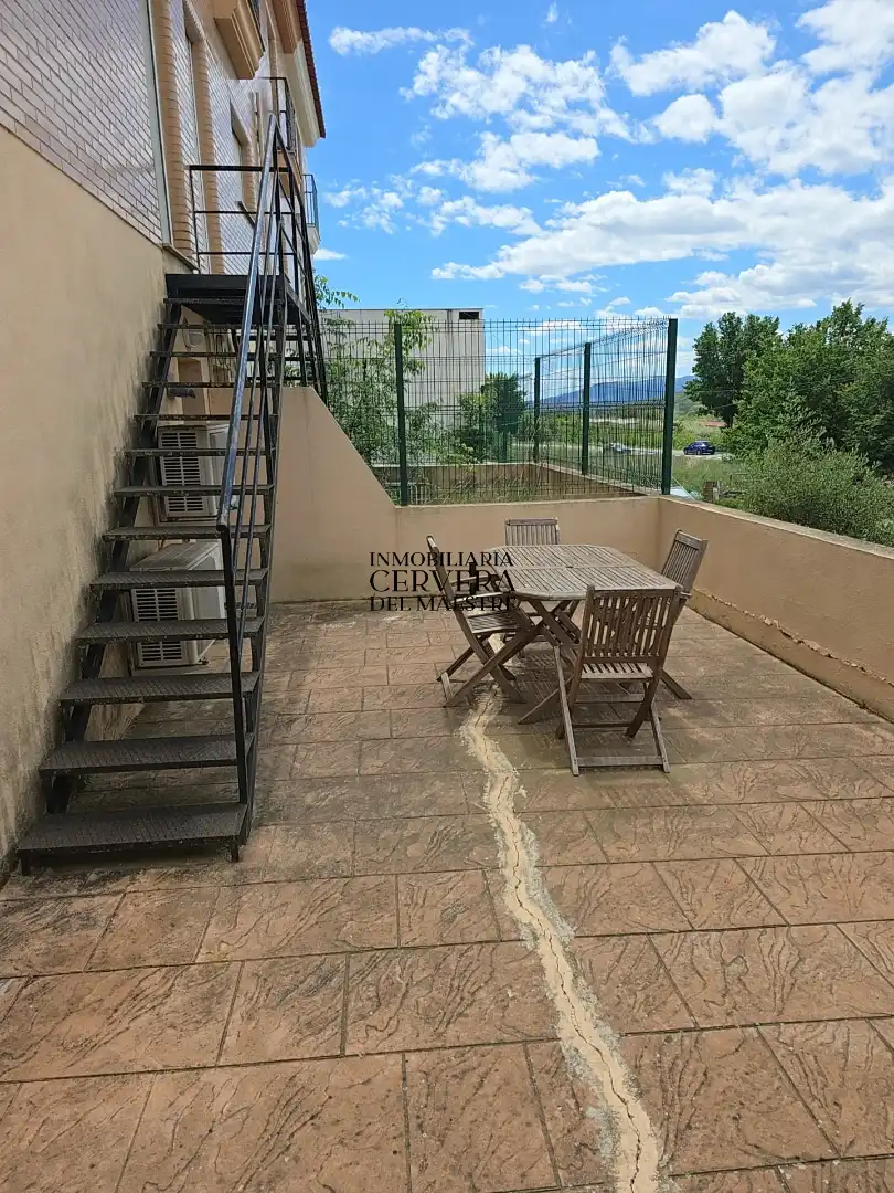 Terrassa de Casa adosada en venda en La Salzadella amb Aire condicionat, Calefacció i Jardí privat