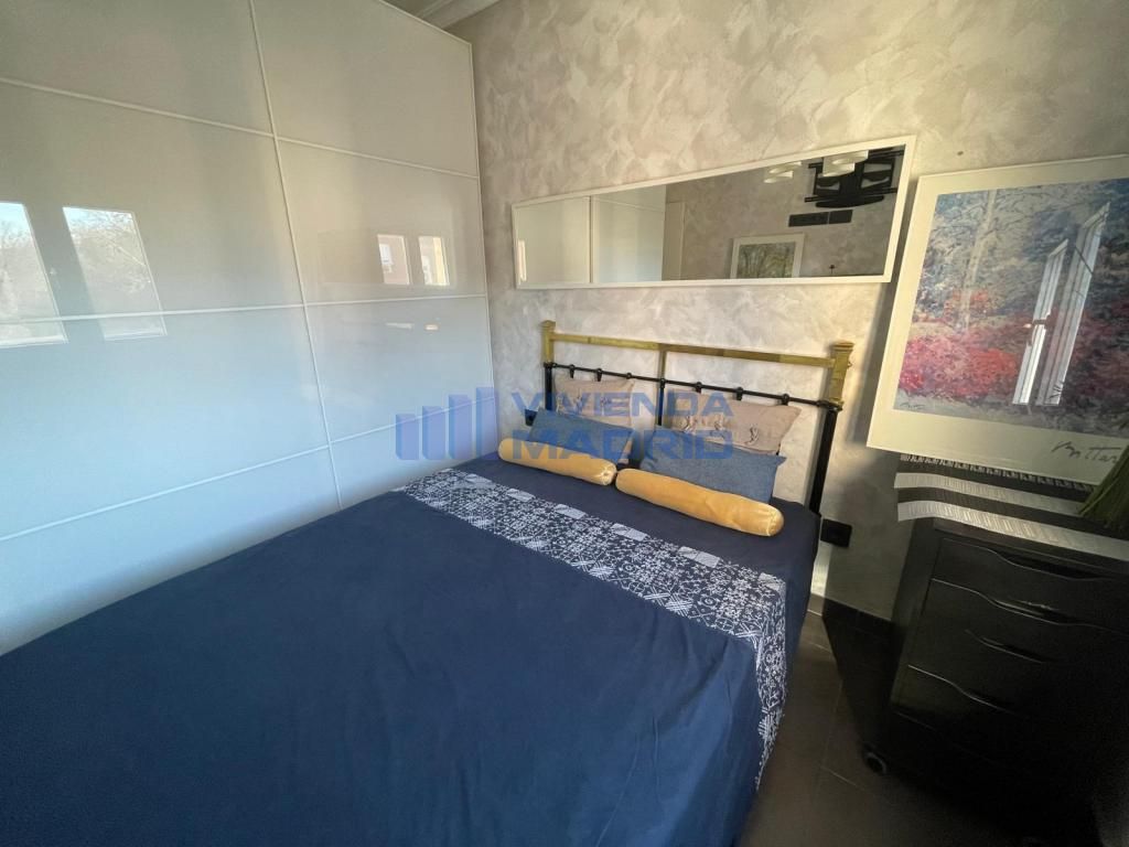 Bedroom of Flat for rent in  Madrid Capital  with Air Conditioner, Heating and Terrace