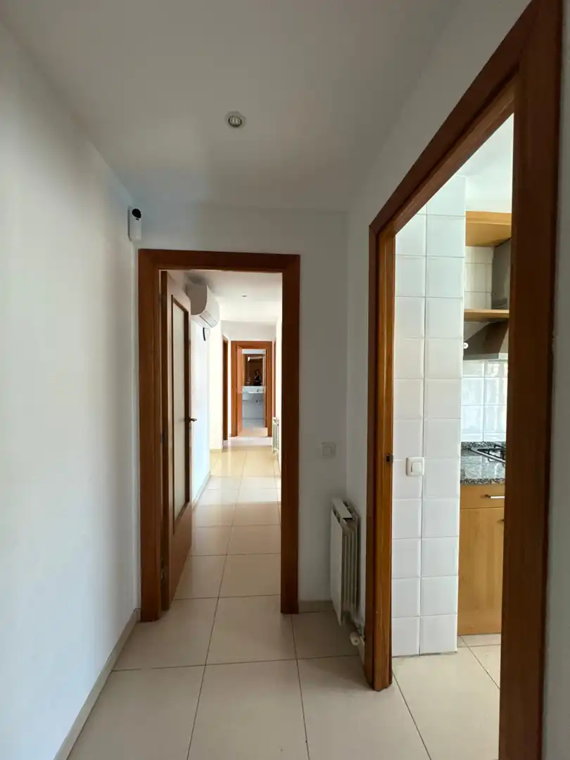 Piso en venta en Sant Joan Despí con Aire acondicionado, Calefacción y Horno