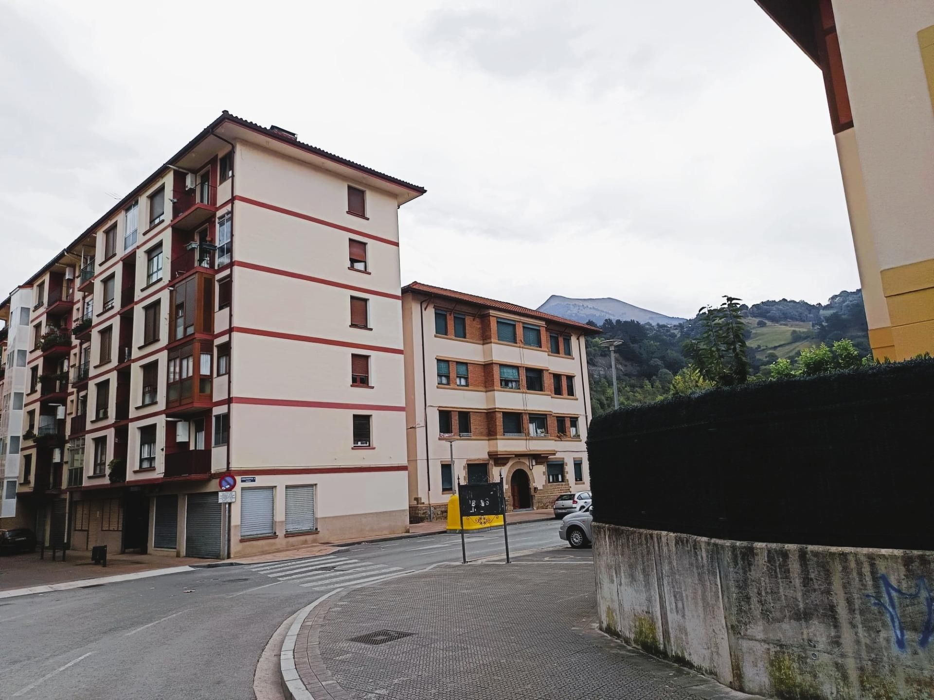 Exterior view of Flat for sale in Güeñes  with Heating and Balcony
