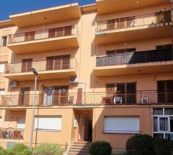 Vista exterior de Planta baixa en venda en Banyoles amb Terrassa