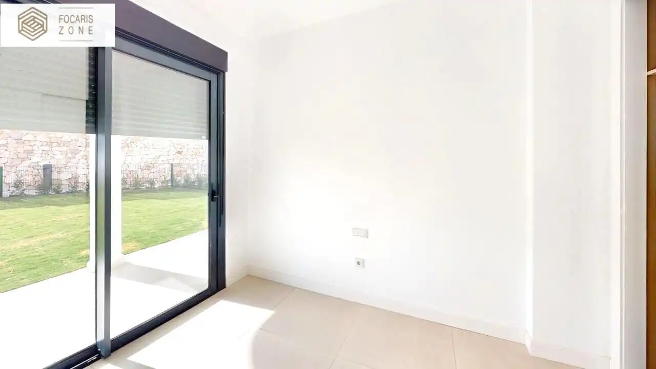 Piso con terraza en venta en Calle Fuengirola, imagen 6