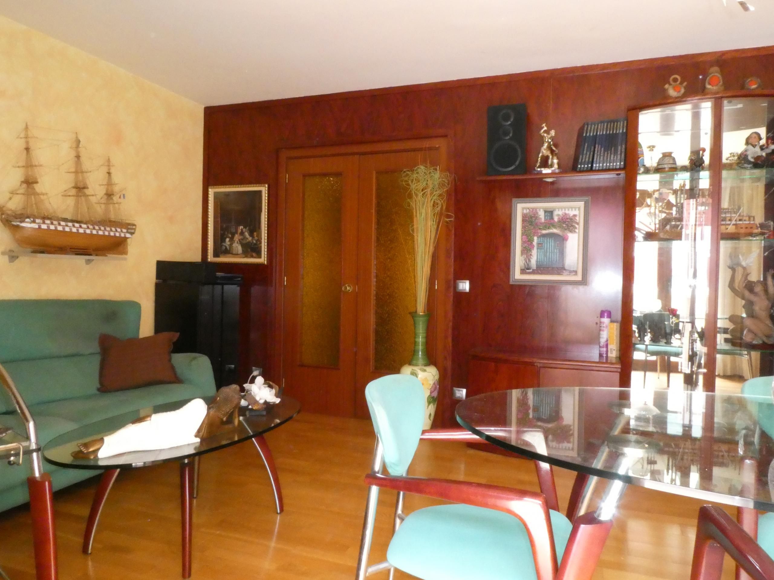 Sala d'estar de Pis en venda en Montornès del Vallès amb Calefacció, Parquet i Balcó