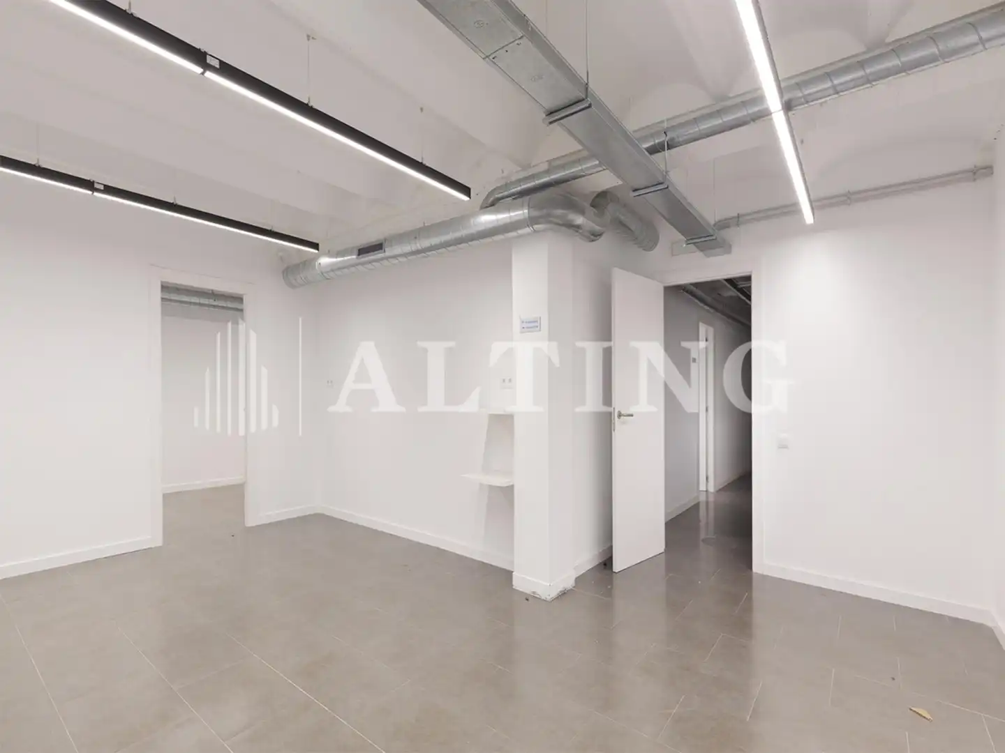 Local comercial de lloguer a Carrer Calabria, imagen 18