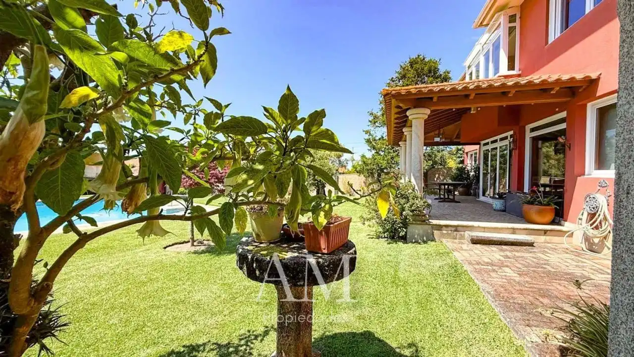Jardí de Casa o xalet en venda en Vigo  amb Calefacció, Jardí privat i Terrassa