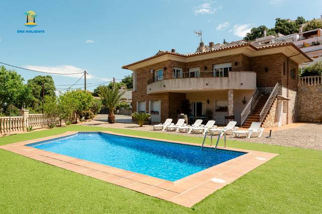 Casa-chalet en Alquiler en Serra Brava