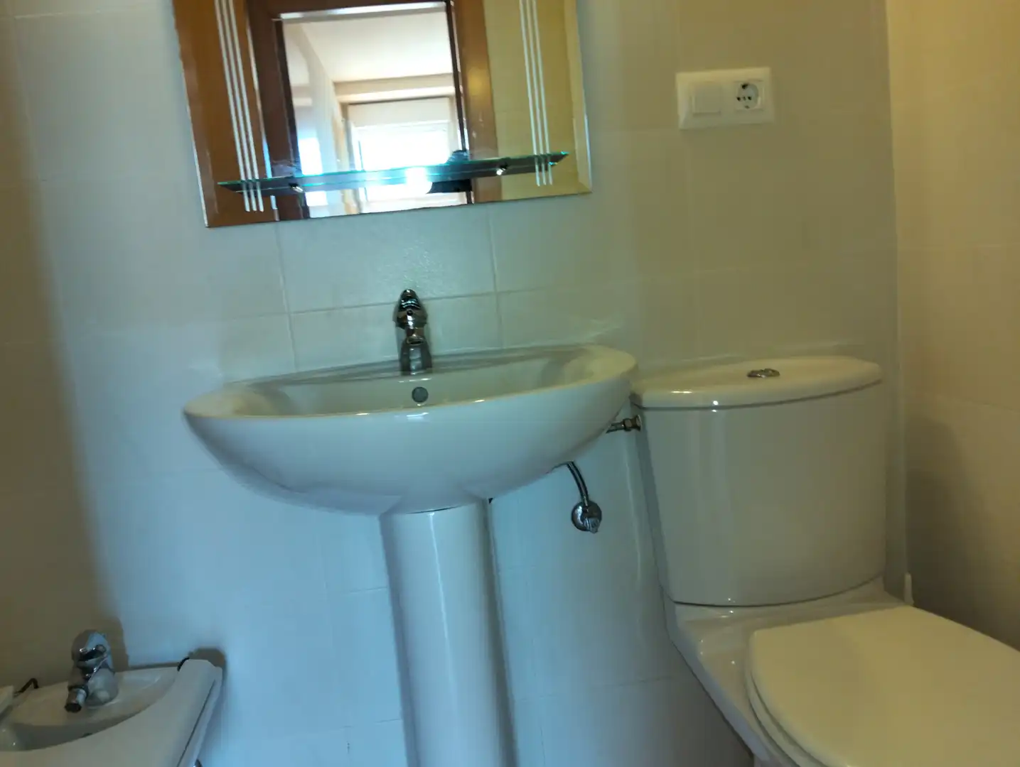Badezimmer von Wohnung zum Verkauf in La Manga del Mar Menor mit Klimaanlage, Heizung und Privatgarten