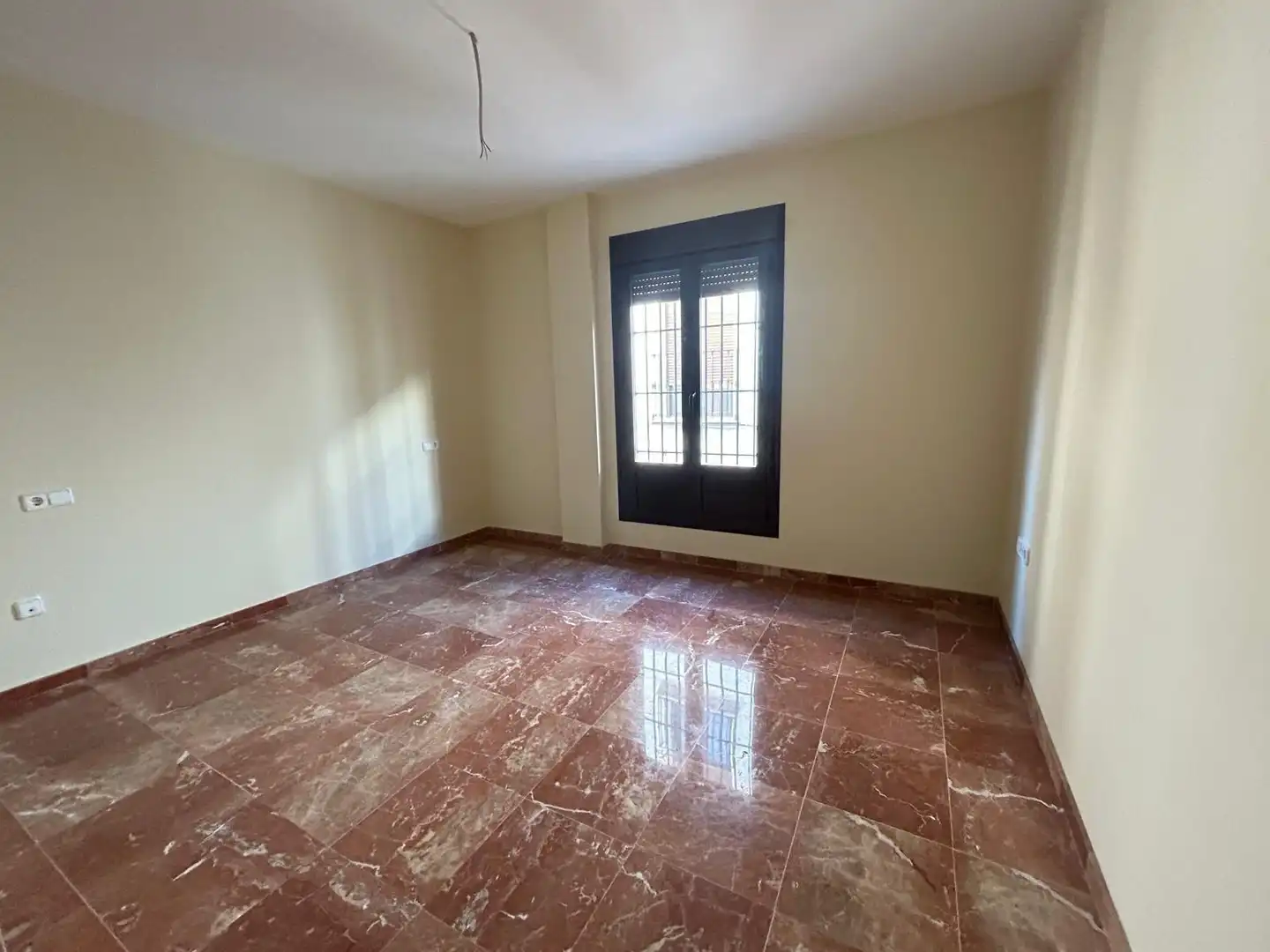 Dormitori de Pis en venda en Antequera amb Aire condicionat i Balcó