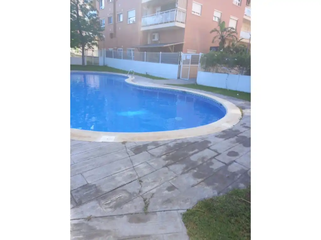 Swimming pool of Flat for rent in Paterna