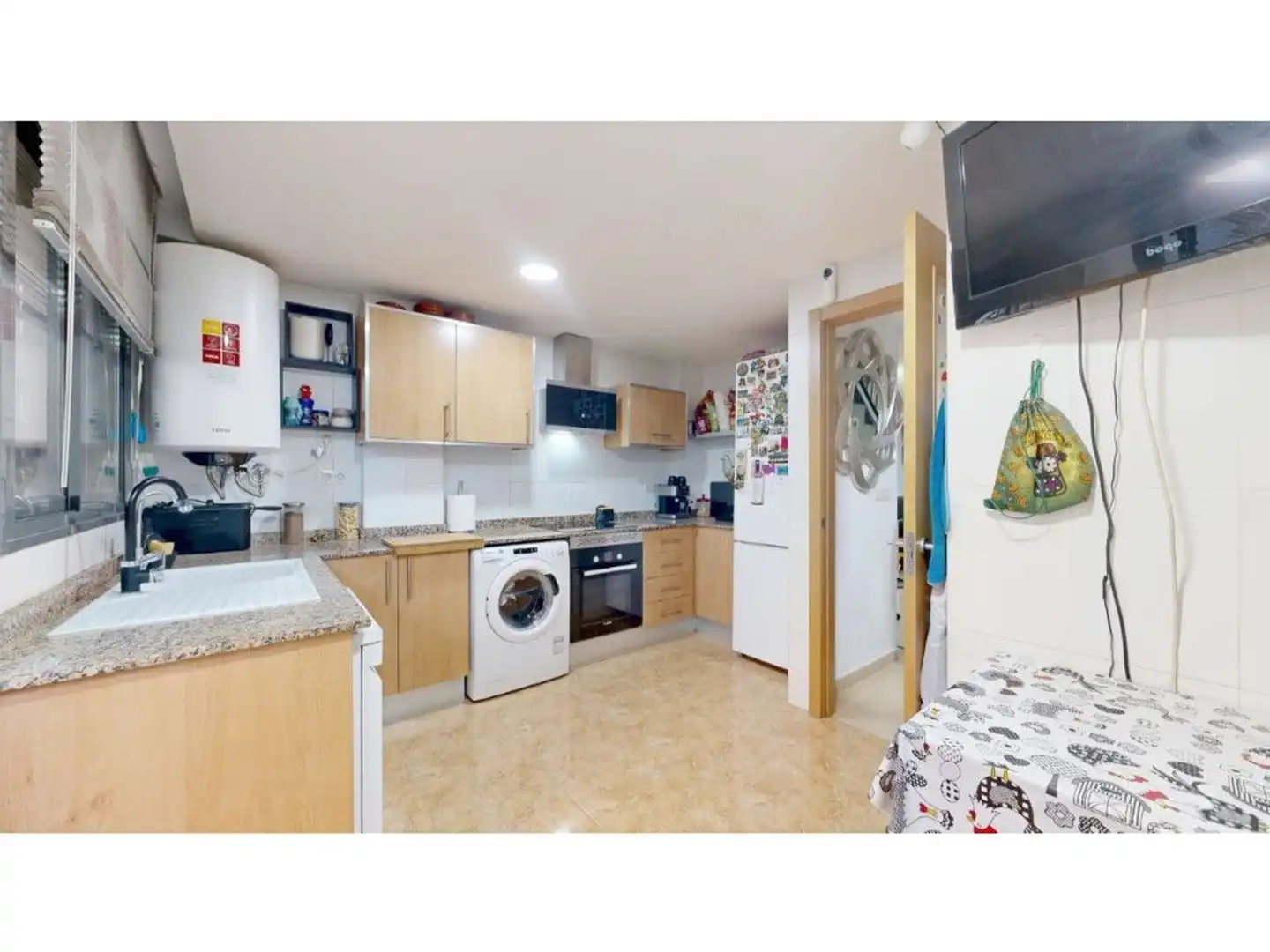 Terraced house with pool for sale in 10, imagen 8