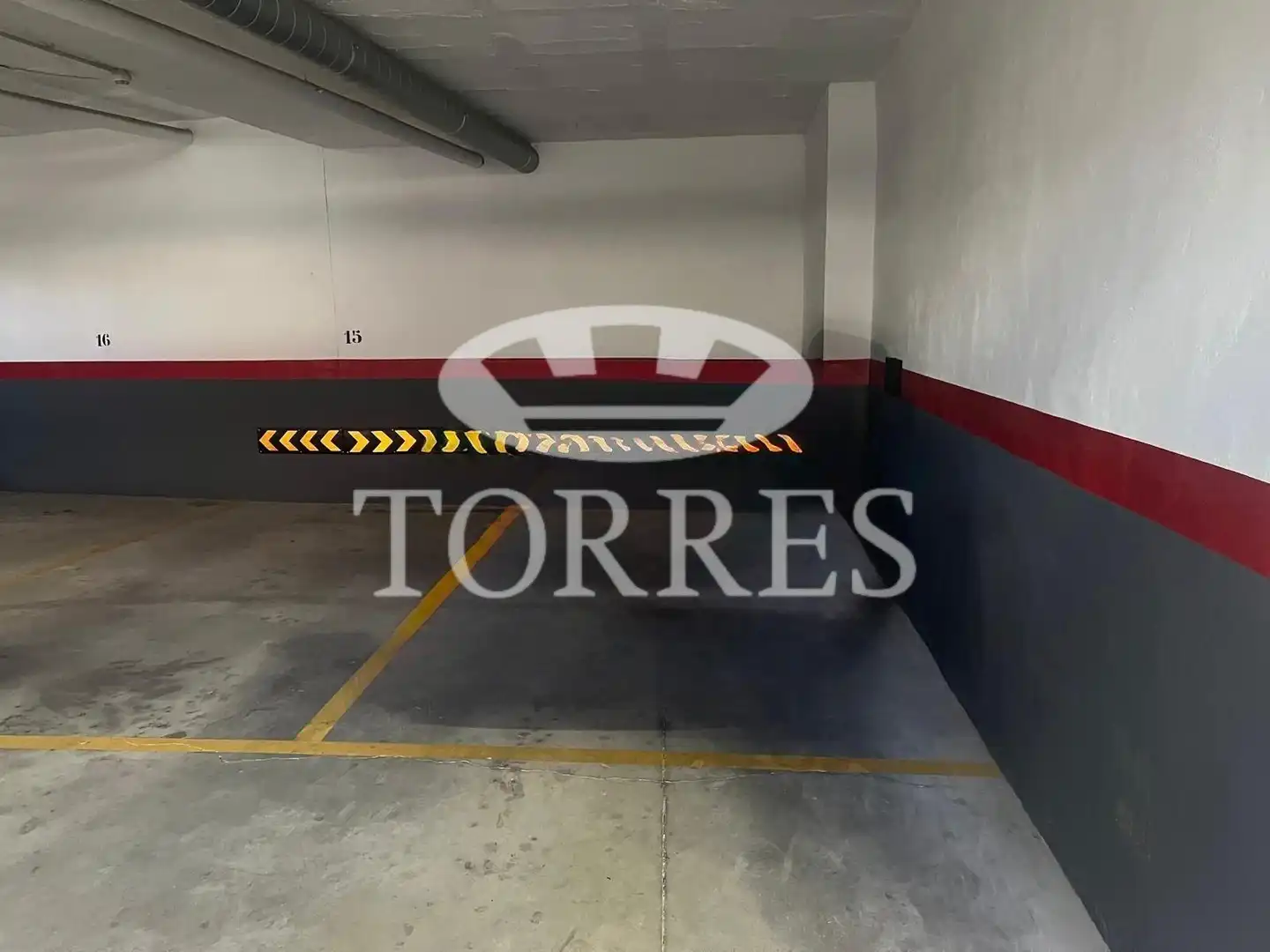 Parking of Flat for sale in Fuengirola  with Air Conditioner, Terrace and Storage room