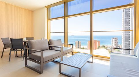 Apartmento 95m2, dos dormitorios, en Edificio Intempo de Benidorm