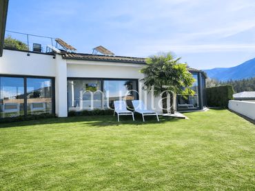 Casa con balcone in vendita a Viladrau