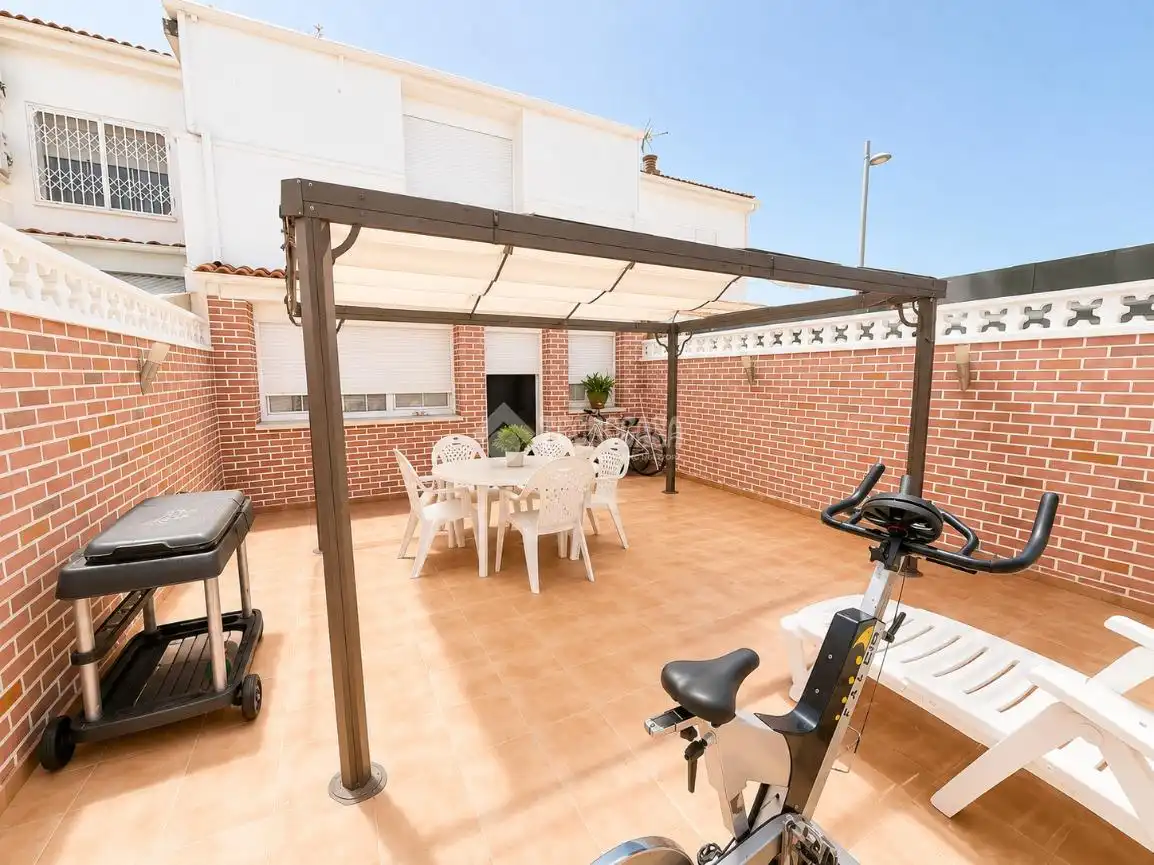 Terrassa de Casa adosada en venda en Tarragona amb Calefacció