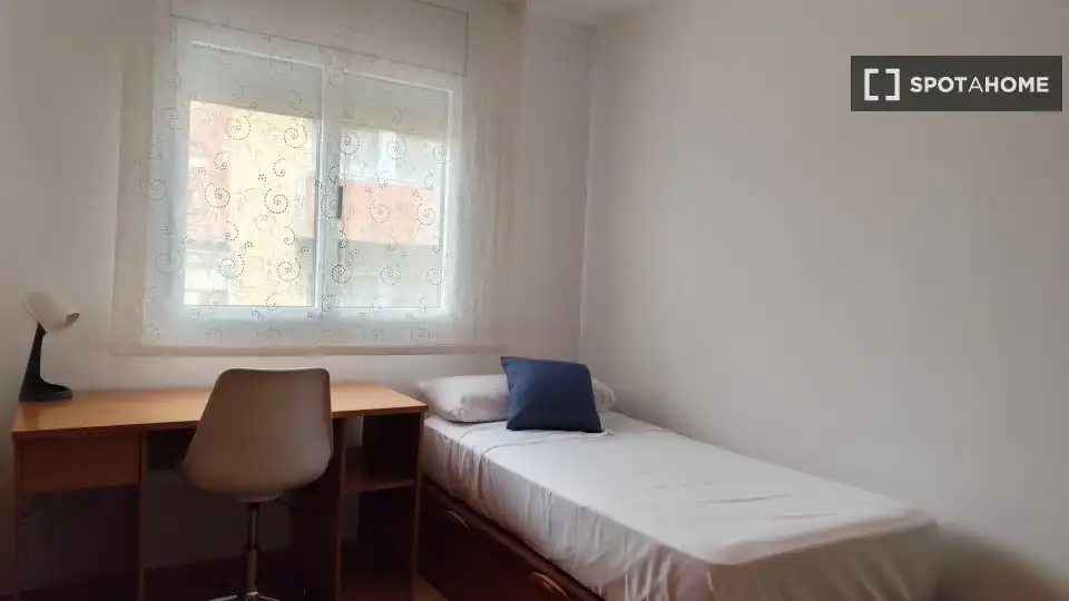 Zimmer in Catalunya - Fontetes