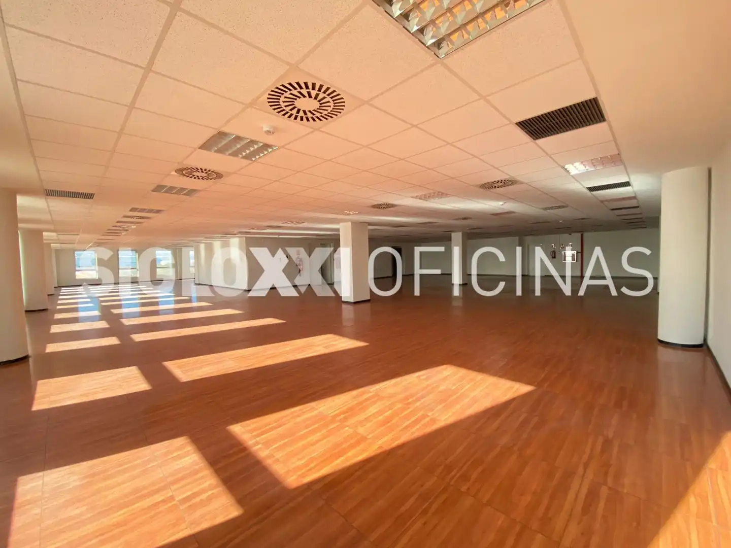 Oficina de lloguer a DE LA METAL.LURGIA, imagen 15