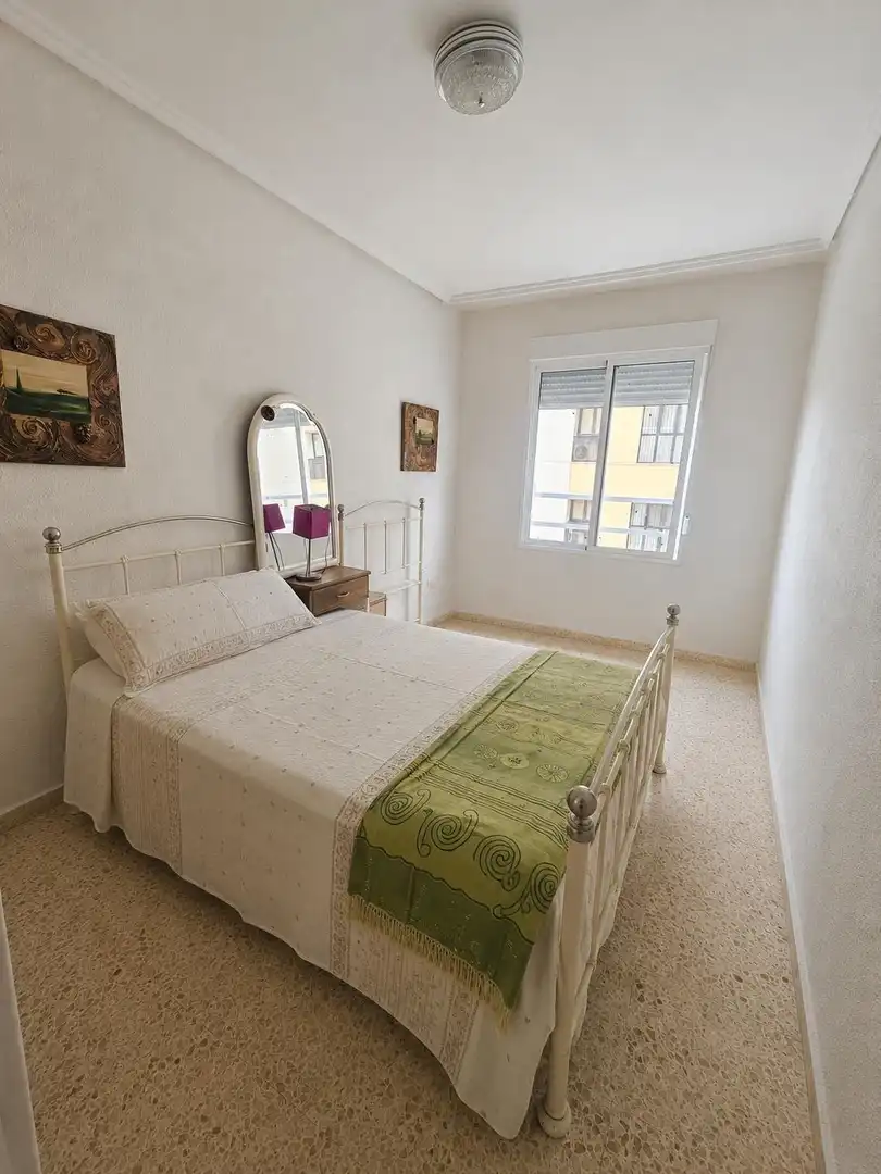 Bedroom of Flat for sale in Valencia  with Air Conditioner, Furnished and Balcony