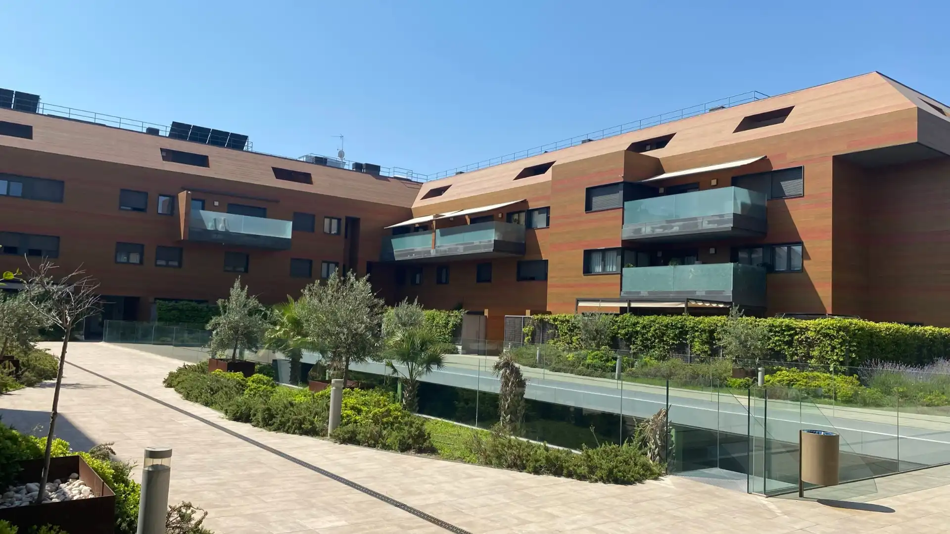 Vista exterior de Àtic de lloguer en Pozuelo de Alarcón amb Aire condicionat, Calefacció i Terrassa