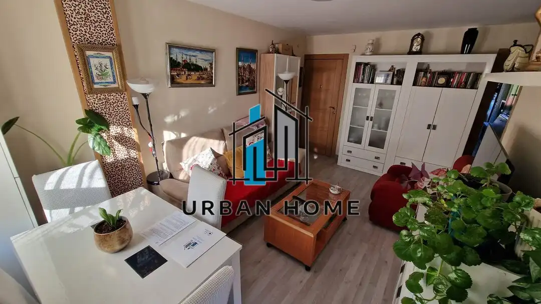 Sala de estar de Piso en venta en Carrizo con Calefacción, Parquet y Terraza