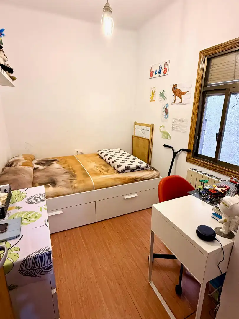 Bedroom of Flat for sale in Barcelona  with Heating and Parquet flooring