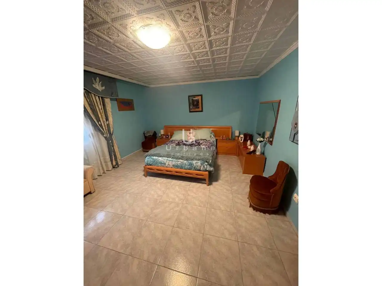 Dormitori de Casa o xalet en venda en Alzira amb Aire condicionat, Terrassa i Moblat