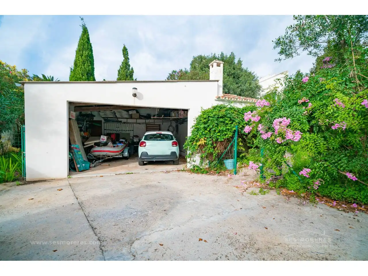 Parkplatz von Country house zum Verkauf in Maó - Mahón mit Klimaanlage, Heizung und Privatgarten