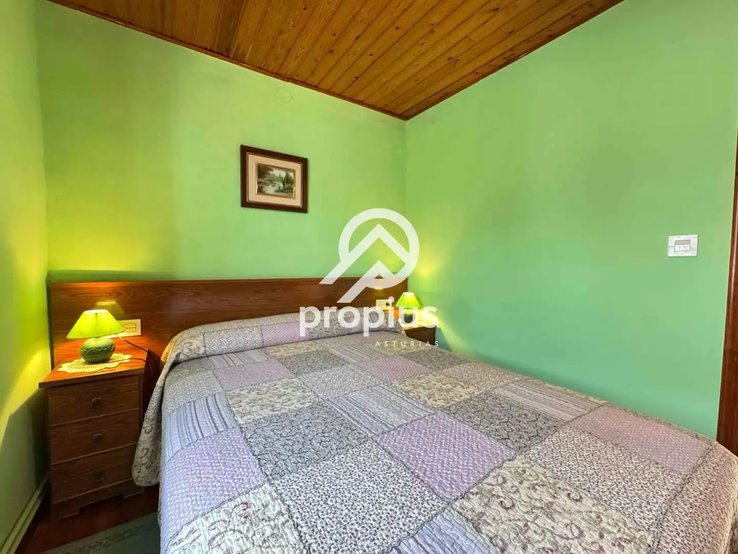 Habitación de Casa o chalet en venta en Parres con Calefacción, Jardín privado y Parquet