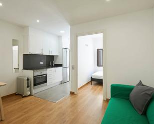 Bedroom of Flat to rent in  Barcelona Capital  with Air Conditioner, Furnished and Washing machine