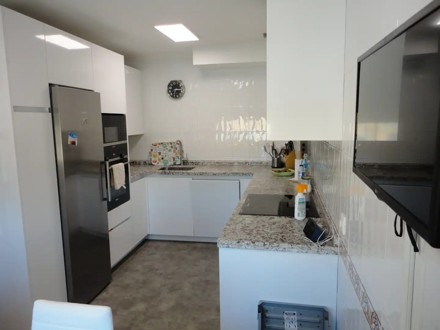 Cocina de Casa adosada en venta en Arroyo de la Encomienda con Calefacción, Jardín privado y Parquet